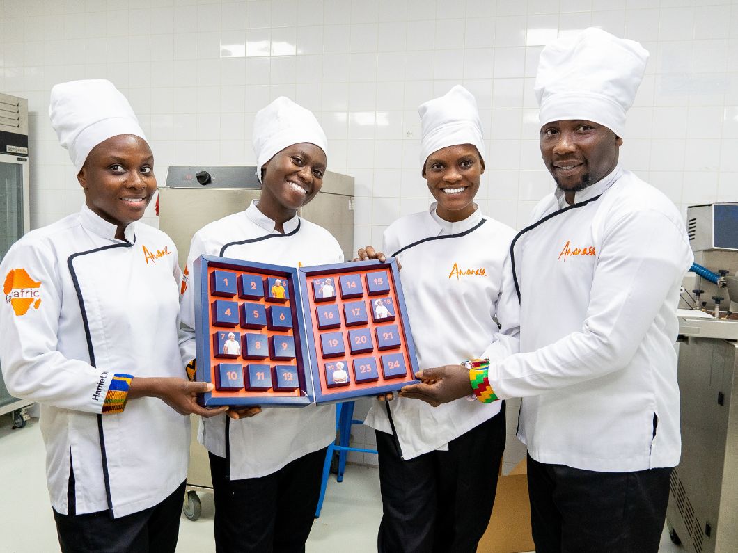 Amanase präsentiert: der erste Impact-Kalender ‘handmade in Ghana’